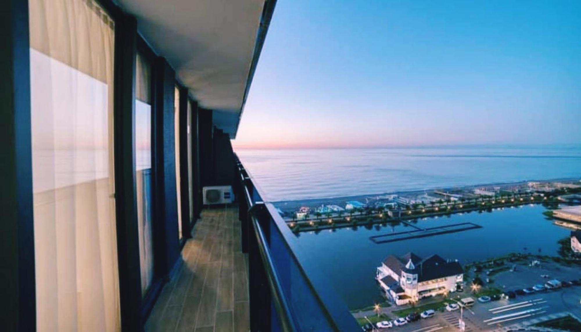 Orbi City Sea View Batumi Exterior foto